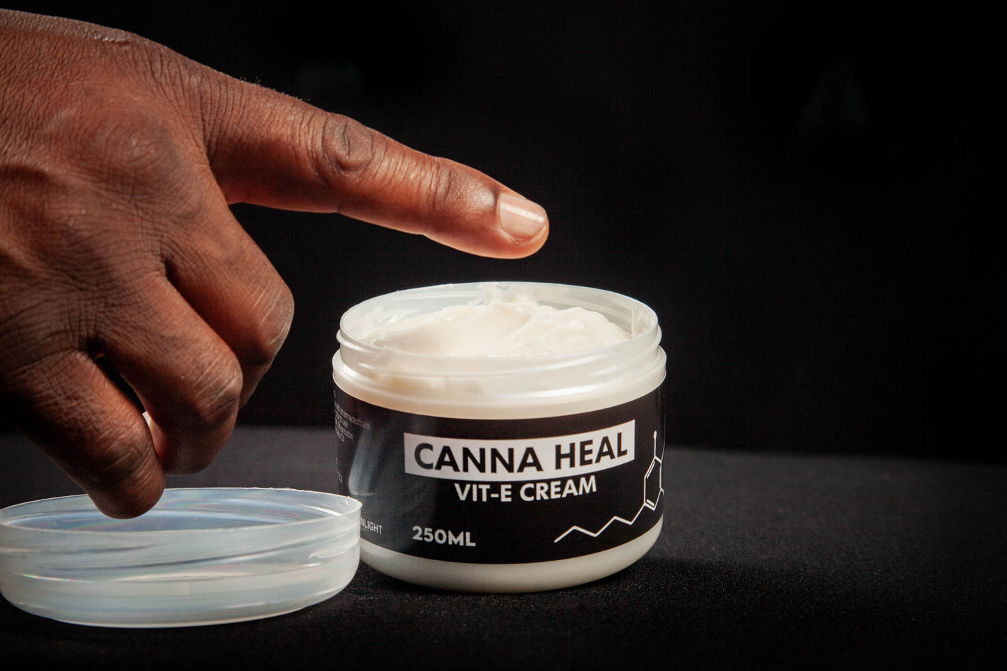 Canna Heal:  Vit-E Cream